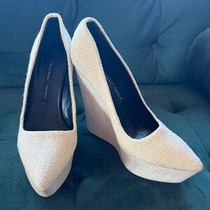 Theyskens’ Theory Platforms
